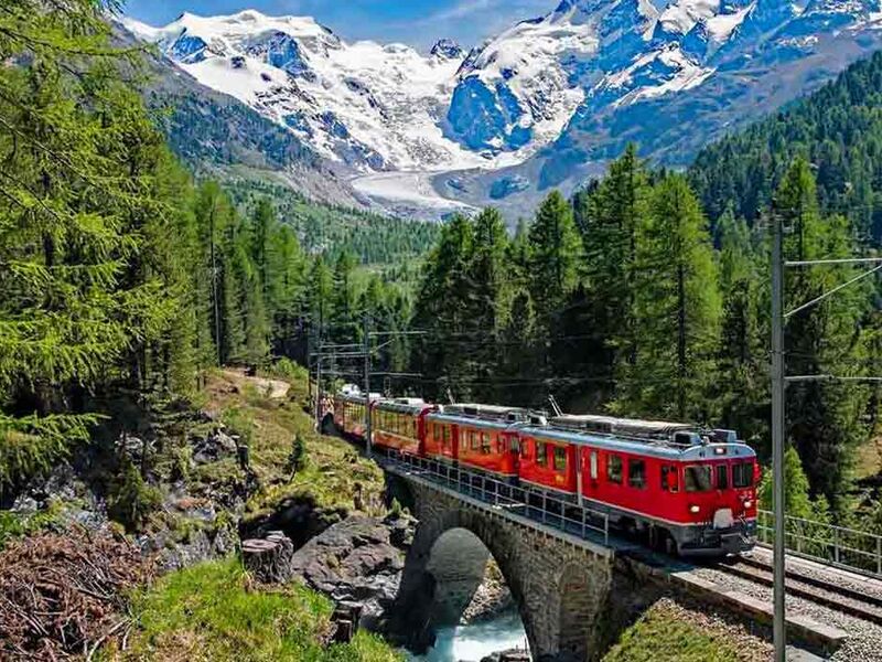 BERNİNA EXPRESS ILE  BİR AVRUPA MASALI TURU Pegasus Havayolları ile 7 gece