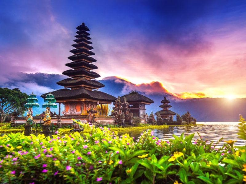 Kuala Lumpur - Langkawi Turu Air Asia Havayolları ile Her Cuma Hareket 6 Gece 8 Gün