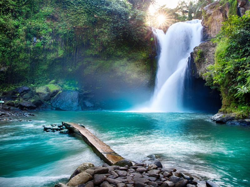 Kuala Lumpur - Langkawi Turu Air Asia Havayolları ile Her Cuma Hareket 6 Gece 8 Gün