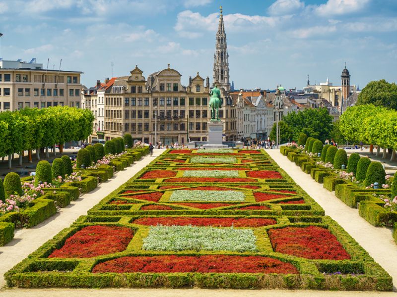 5 ÜLKE ILE BENELUX & PARİS & KÖLN TURU Türk Hava Yolları ile 7 gece