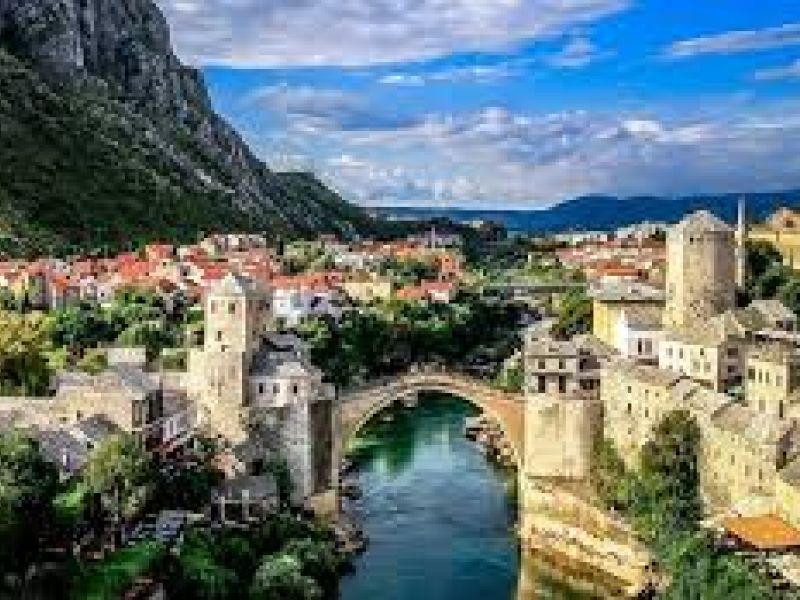 Ankara Çıkışlı Kosovalı Büyük Balkanlar Turu AJet ile Extra Turlar ve Akşam Yemekleri Dahil TIA-TIA