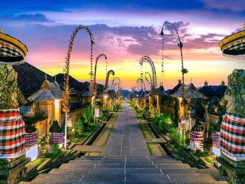 GRAND BALİ EMİRATES HAVA YOLLARI İLE