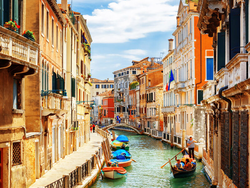 Elegant İtalya Turu Anadolujet Havayolları ile 7 Gece (BGY-FCO) FL001